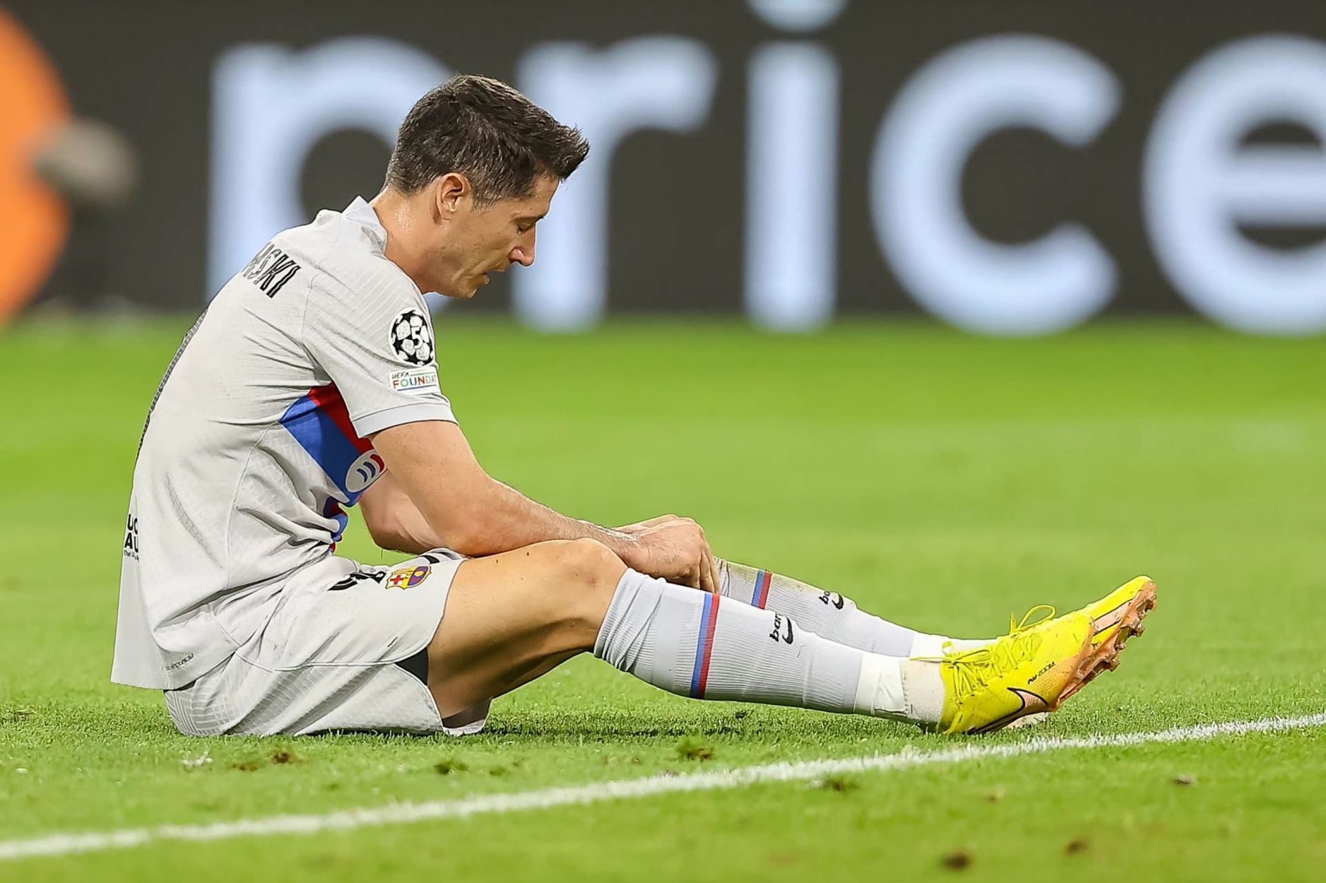 关于莱万多夫斯基连续十场比赛得分超过反败为胜,拜仁不断突破!比赛高潮迭起的信息 关于莱万多夫斯基连续十场比赛得分超过反败为胜,拜仁不断突破!比赛高潮迭起的信息